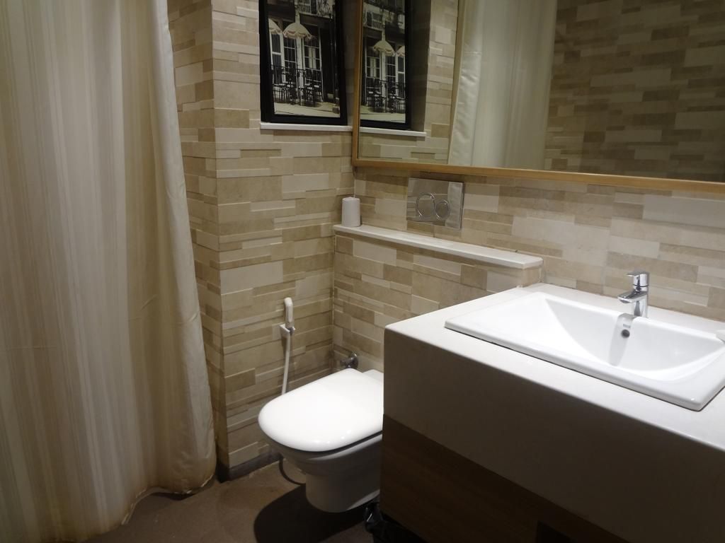 JK Rooms 118