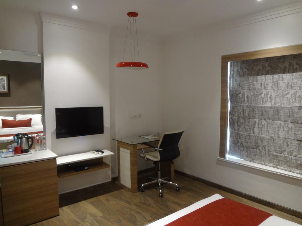 JK Rooms 118